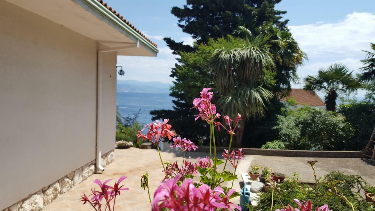 Josephine'S Garden Lägenhet Opatija Exteriör bild