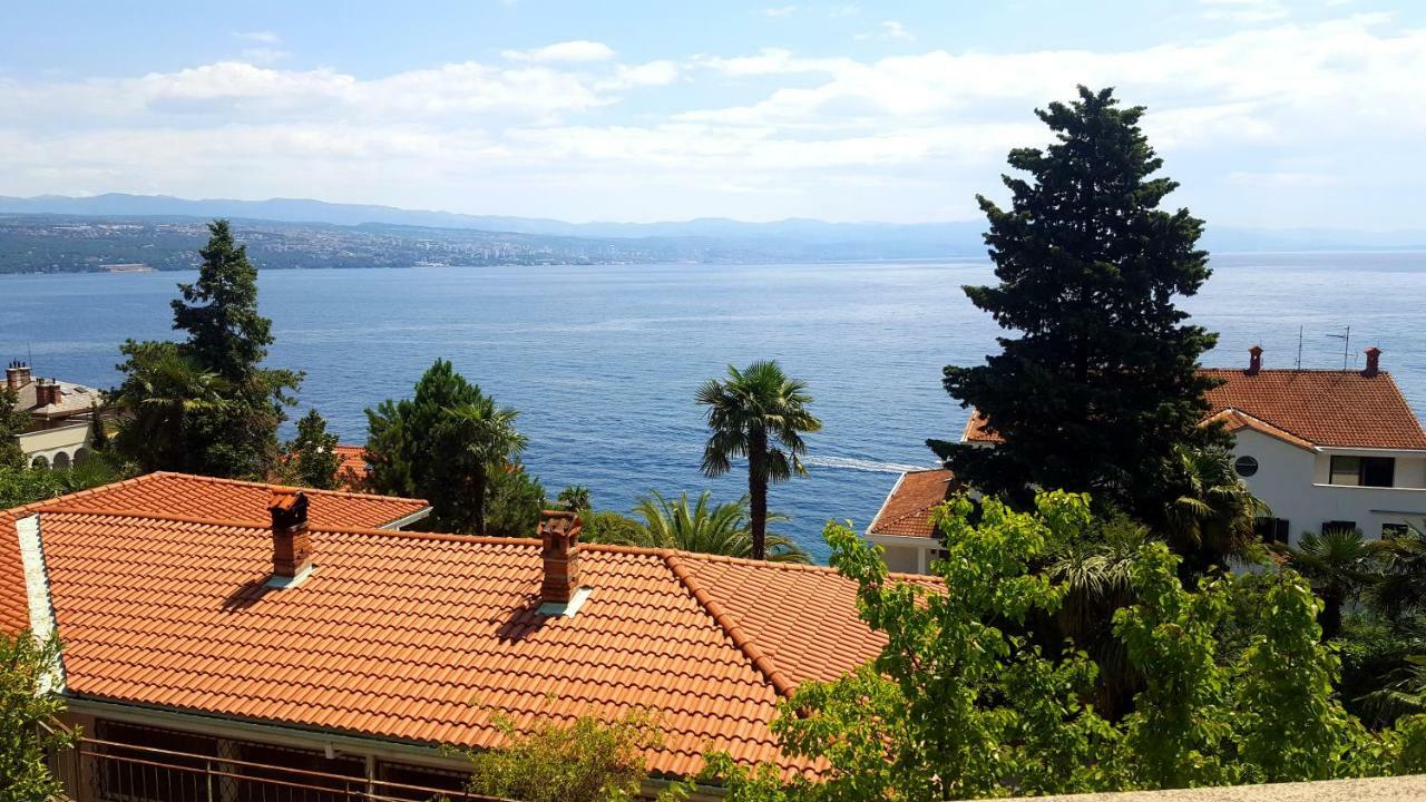 Josephine'S Garden Lägenhet Opatija Exteriör bild