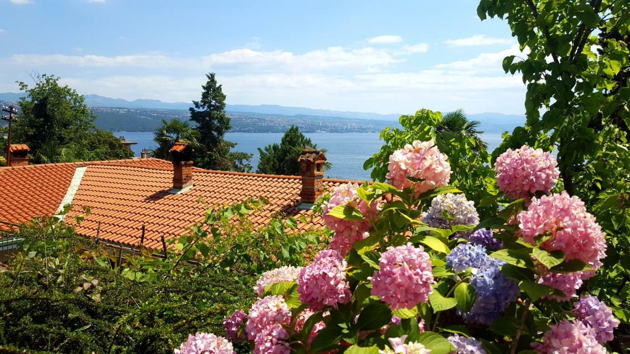 Josephine'S Garden Lägenhet Opatija Exteriör bild