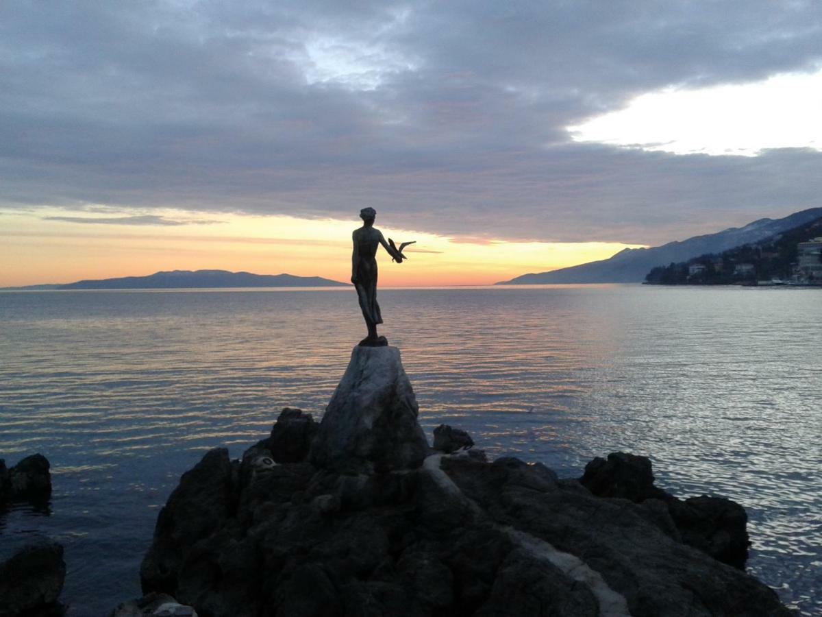 Josephine'S Garden Lägenhet Opatija Exteriör bild